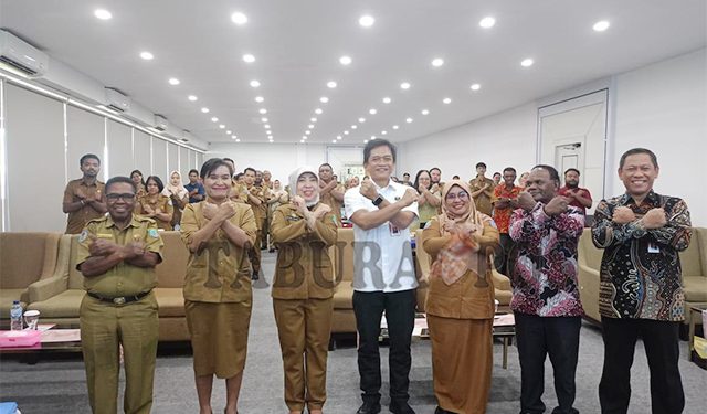 Pegawai Diskominfo se-PBD Ikut Bimtek Pembinaan Tata Kelola Keamanan Siber dan Sandi