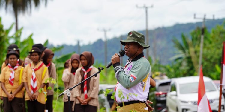 Wakapolda Papua Barat Hadiri Penanaman Pohon dan Pencanangan Bulan Bakti Pramuka