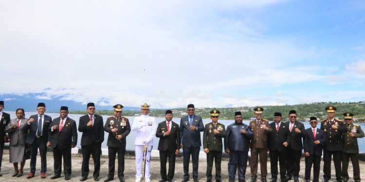 Polda Papua Barat Gelar Ziarah Laut Peringati HUT ke-80 Kemerdekaan RI di Manokwari