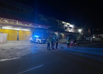 Ditlantas Polda Papua Barat Gelar Blue Light Patrol di Wosi AMD Cegah Balap Liar