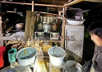 Polresta Manokwari Ungkap Kasus Produksi Miras CT di Pasirido