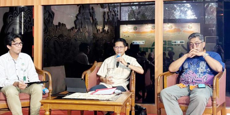 Kemenhut Kejar Penetapan Hutan Adat Seluas 70.688 Ha Selesai 2025