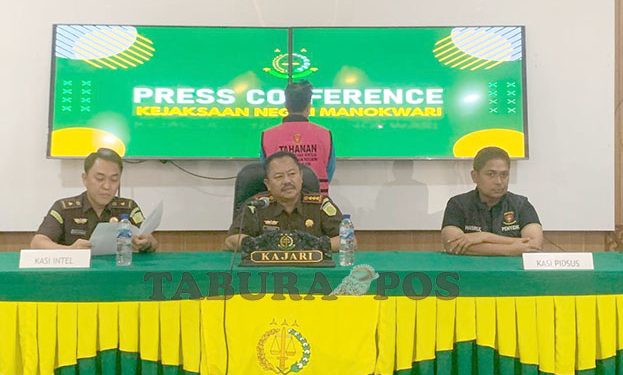 Kejari Manokwari Amankan Eks Pegawai Bank Papua Cabang Mansel Terkait Dugaan Korupsi Dana KUR