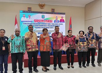 Pasca Kericuhan di Kota Sorong, Personel Kodim 1802/Sorong Sisir Jalan Utama Bersihkan Material Sisa