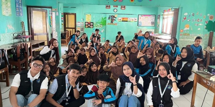 Mahasiswa KKN PPM Kelompok 65 Unisri Selenggarakan Pemilihan Duta Cilik Demokrasi SD Negeri 1 Gatak Melalui Pemilu