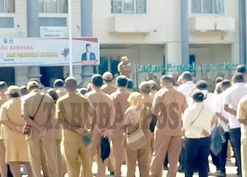 Hermus Indou Minta Ada Pungutan di Sekolah Dilaporkan Kepadanya