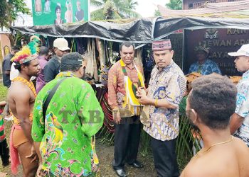 Pemuda Adat Papua Wilayah III Doberay Gelar Parade Budaya