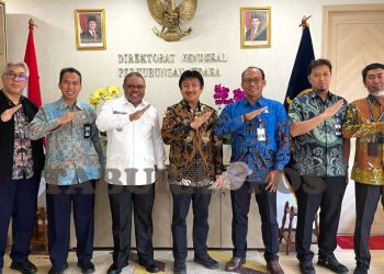 Bupati Manokwari Bersama Dirjen Perhubungan Bahas Percepatan Pengembangan Bandara Rendani