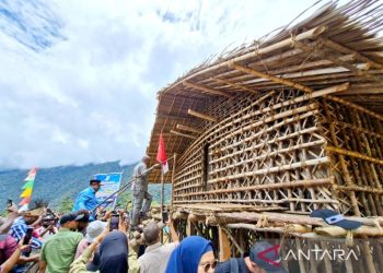 Kemkomdigi Siapkan Konektivitas Untuk Program Layar Digital Pintar