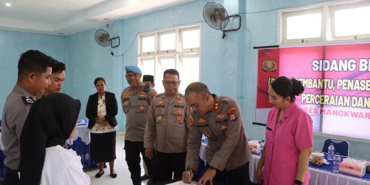21 Pasangan Personil Polres Mansel Ikut Sidang BP4R