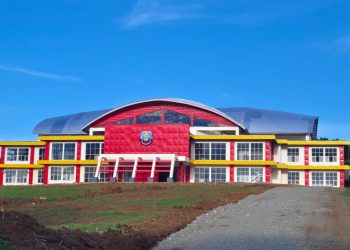 Ferdinand Waran Minta Perhatian Serius Bupati Selesaikan Pembangunan Gedung DPRK Mansel