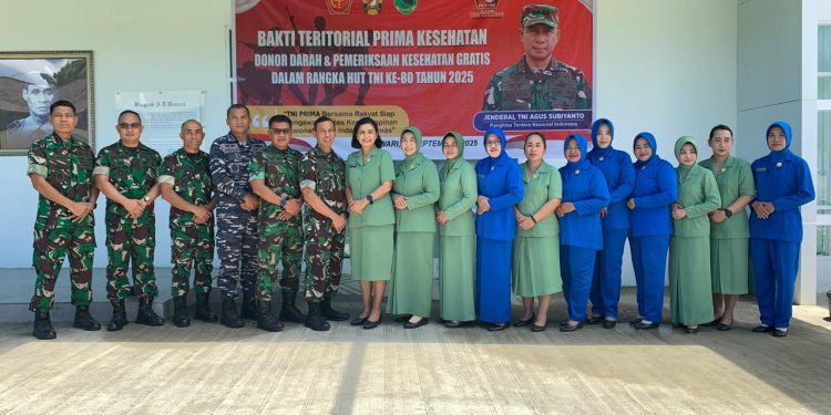 Sambut HUT ke-80 TNI, Kodam XVIII Kasuari Gelar Bhakti Kesehatan Gratis Diikuti Ribuan Warga