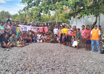 TNI-AD Gelar Bakti Sosial Prima Bersama Masyarakat di Pantai Bobo