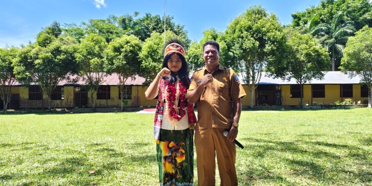 Gloria Lulu Tangdikana, Siswi SMA N-1 Ransiki Raih Prestasi Gemilang di Kanca Internasional