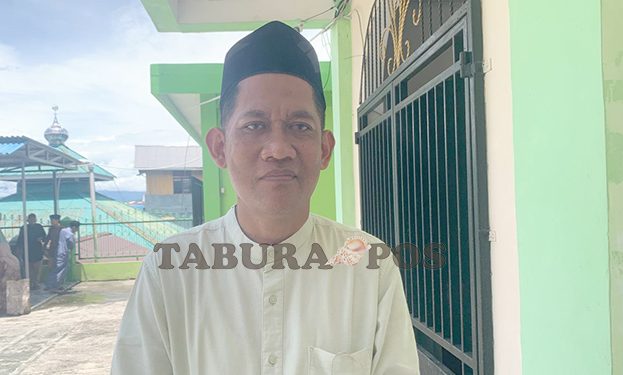 Tumbuhkan Minat Baca, Hariawan Bawa Pisang Goreng dan Pinang