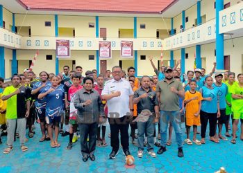 Wakil Bupati dan Ketua Fraksi Otsus DPRK Manokwari Buka Perlombaan