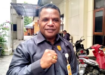 Jhon Dimara Dukung Ketegasan Gubernur Dominggus Mandacan Soal Polemik Kadinhub