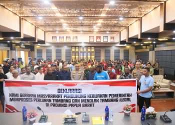 Polda Papua Barat Kawal Deklarasi Bersama Penertiban PETI di Distrik Wasirawi