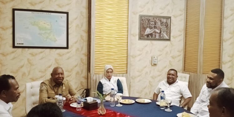 Gubernur Minta Semua Pihak Dukung Pengurus KADIN