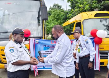 Bupati Mansel Launching Pelayanan Bus Sekolah Gratis untuk Wilayah Ransiki