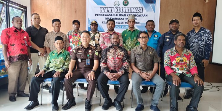 Kejari Manokwari dan Pemkab Mansel Bahas Pengawasan Aliran Kepercayaan