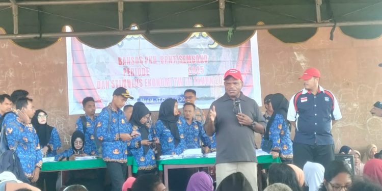 12.623 Jiwa Warga Sorong Terima Bantuan PKH, BPNT dan Situmulus Ekonomi
