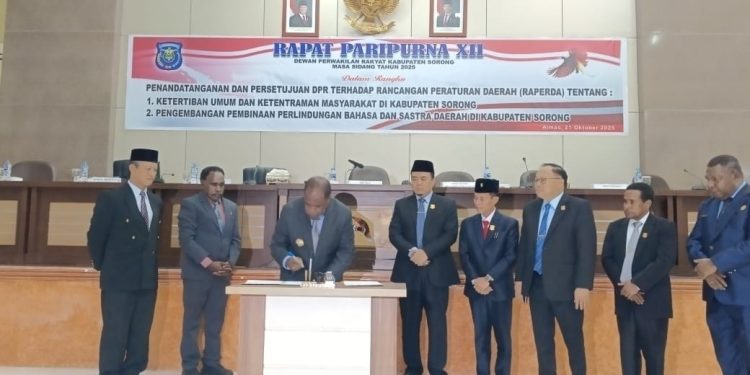 DPRK Sorong Sahkan Raperda Tentang Ketertiban Umum dan Pengembangan Sastra Daerah