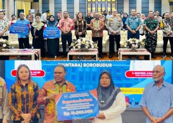 Pemkab Manokwari Cairkan Kompensasi Bagi WargaTerdampak Pembangunan di Borobudur