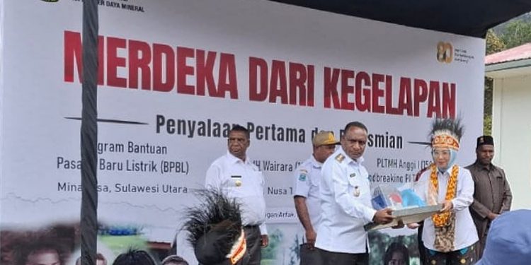 Menteri ESDM Resmikan PTLMH Anggi Tahap I