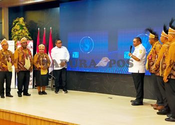 Bupati Manokwari Luncurkan Proyek Perubahan di Enam Perangkat Daerah