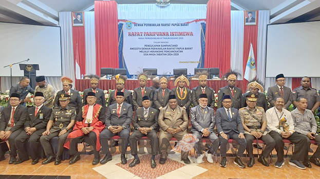 Sembilan Anggota DPR Papua Barat Jalur Pengangkatan Resmi Dilantik