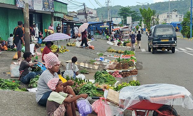 Pasar Sentral Sanggeng akan Ditempati para Pedagang Sebelum Diresmikan