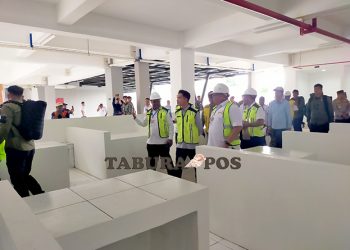 Di Pasar Wosi, Pedagang ‘Curhat’ Jualan Murah, Sembako Mahal dan Pasar Becek