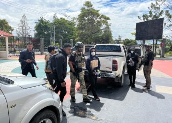 Satgas Damai Cartenz dan Polres Yahukimo Serahkan Tersangka Kasus Penyerangan Nakes dan Guru ke Kejaksaan Jayawijaya