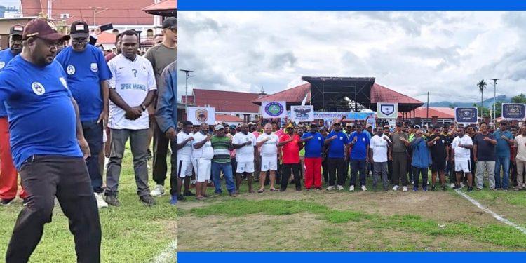 Tendangan Kick-off Bernard Mandacan Tandai Bergulirnya Piala Bupati Cup I