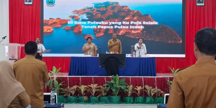 Penjaringan Isu, DLHP Papua Barat Gelar Konsultasi Publik I KLHS