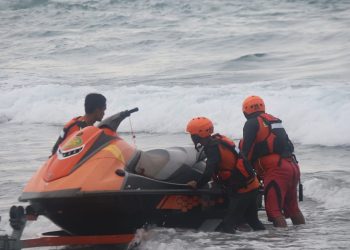 Dukung WSL 2025, Basarnas Manokwari Siaga SAR Khusus di Pantai Amban