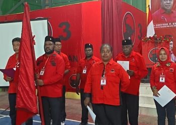 Nahkodai PDI Perjuangan Mansel, Ini Komitmen Bernard Mandacan