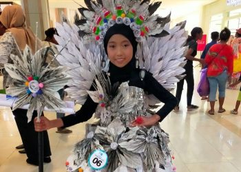 Busana Berbahan Daur Ulang Semarakkan HKG 2025