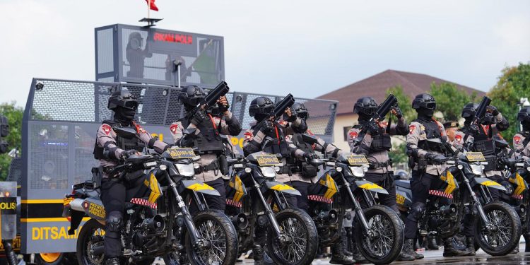 Polri Peragakan Model Pelayanan Unjuk Rasa Terbaru pada Apel Kasatwil 2025