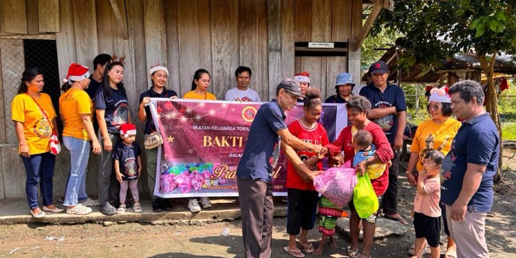 IKT Mansel Gelar Bansos Pra-Natal 2025, Sebanyak 40 Paket Sembako Dibagikan