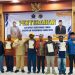BPN Manokwari Serahkan 250 Sertifikat Redistribusi Tanah