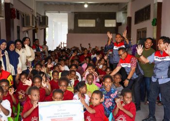 Pertamina Patra Niaga Papua-Maluku Berbagi Kebahagiaan dengan 375 Anak Yatim