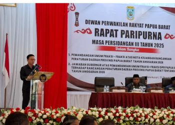 Tiga Fraksi DPR-PB Minta Klarifkasi Gubernur Soal Selisih Anggaran Rp 315 Miliar