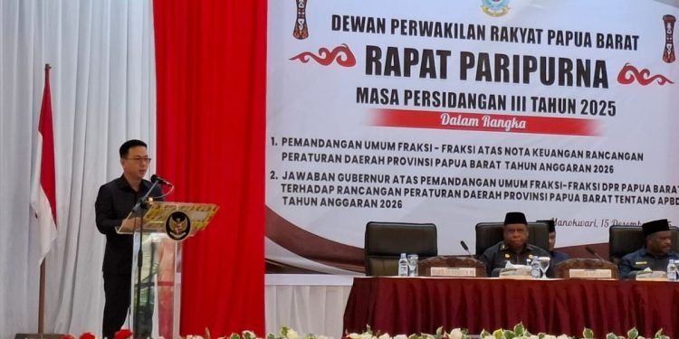 Tiga Fraksi DPR-PB Minta Klarifkasi Gubernur Soal Selisih Anggaran Rp 315 Miliar