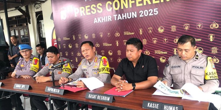 Polresta Sorong Kota Tetapkan 5 Tersangka Tipikor Pakaian Dinas Anggota DPR-PBD