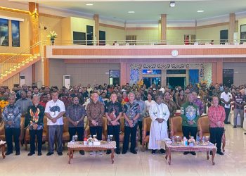 Pemprov Papua Barat Gelar Ibadah Syukur Lepas Sambut 2025-2026
