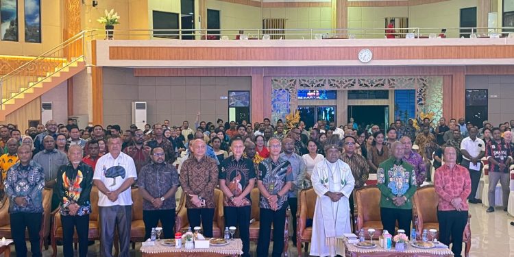 Pemprov Papua Barat Gelar Ibadah Syukur Lepas Sambut 2025-2026