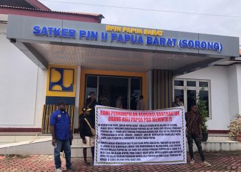 Tuntut Keberpihakan, Kontraktor OAP Gelar Aksi Demo di Kantor Satker PJN II Sorong