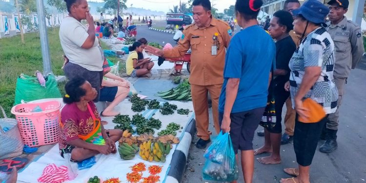 Maabuat Berharap Partisipasi Dinas PKP Menata Parkir di Pasar Sentral Sanggeng